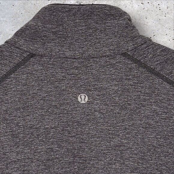 Lululemon Men's Sweat Session 1/2 Zip Large Pullover Sweater Heathered Black - Picture 6 of 9